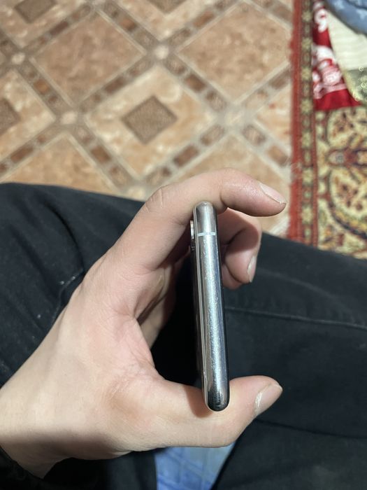 Iphone xs 64GB акб 75