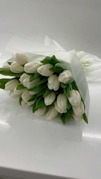 Шикарные тюльпаны с оформлением