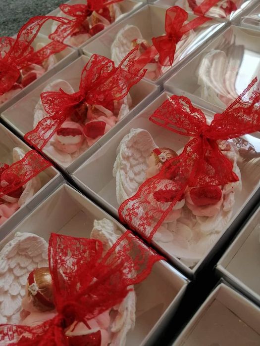 Подаръци за кръщене,рожден ден,погача и всякакъв друг повод.