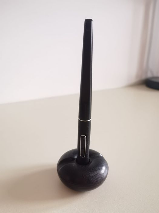 Vând sau schimb tableta grafica Huion KAMVAS 13, 13.3", 8192 ni