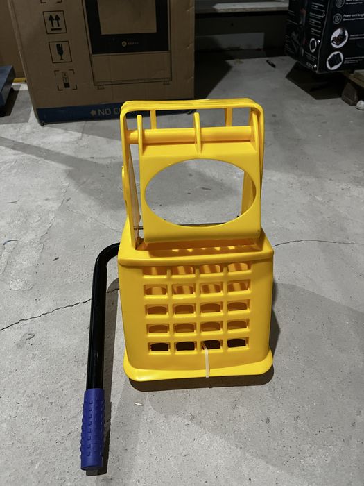 Уборочнаия тележка