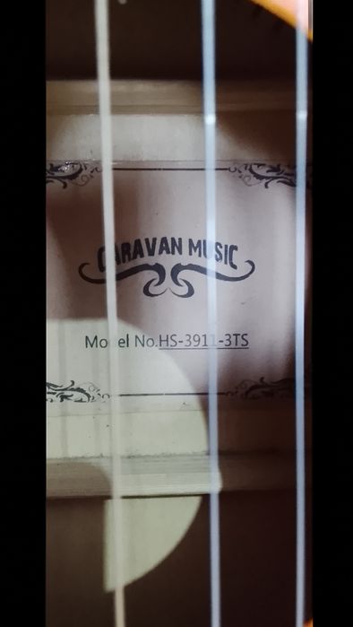 Гитара хорошая ! доставка бесплатно