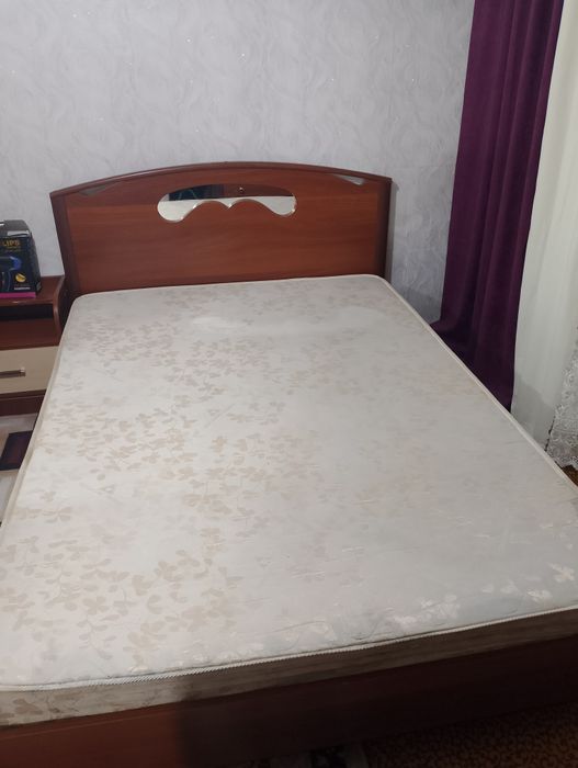 Сатамын екі кісілік төсек.