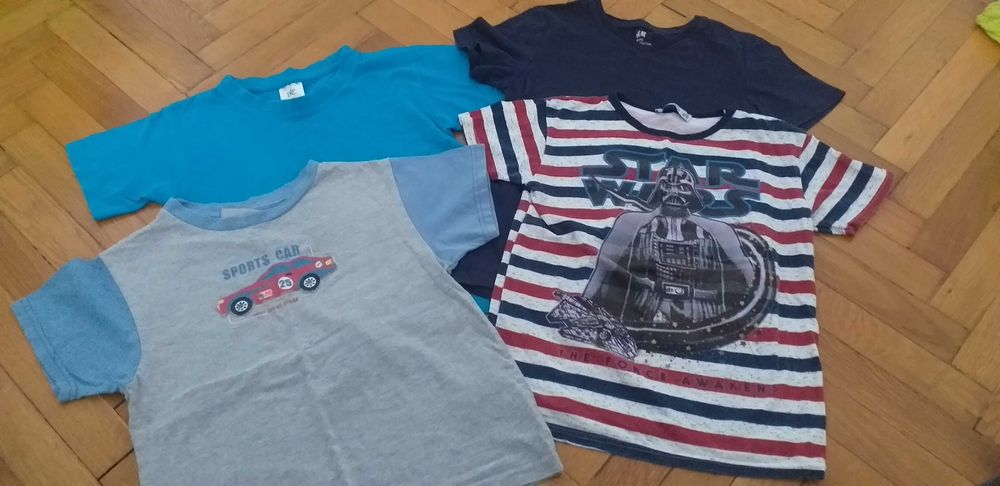 Детски фирмени дрехи  за 4-6г.-25-45лв.