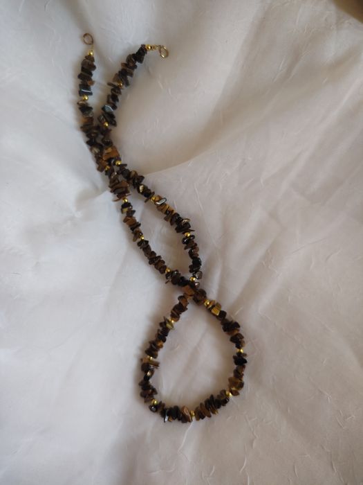 Тигровый глаз бусы