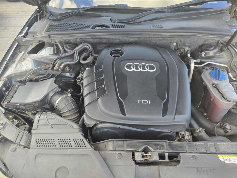 Dezmembrari dezmembrez Audi A4 Facelift Berlina 2.0 tdi S line cod motor CNH