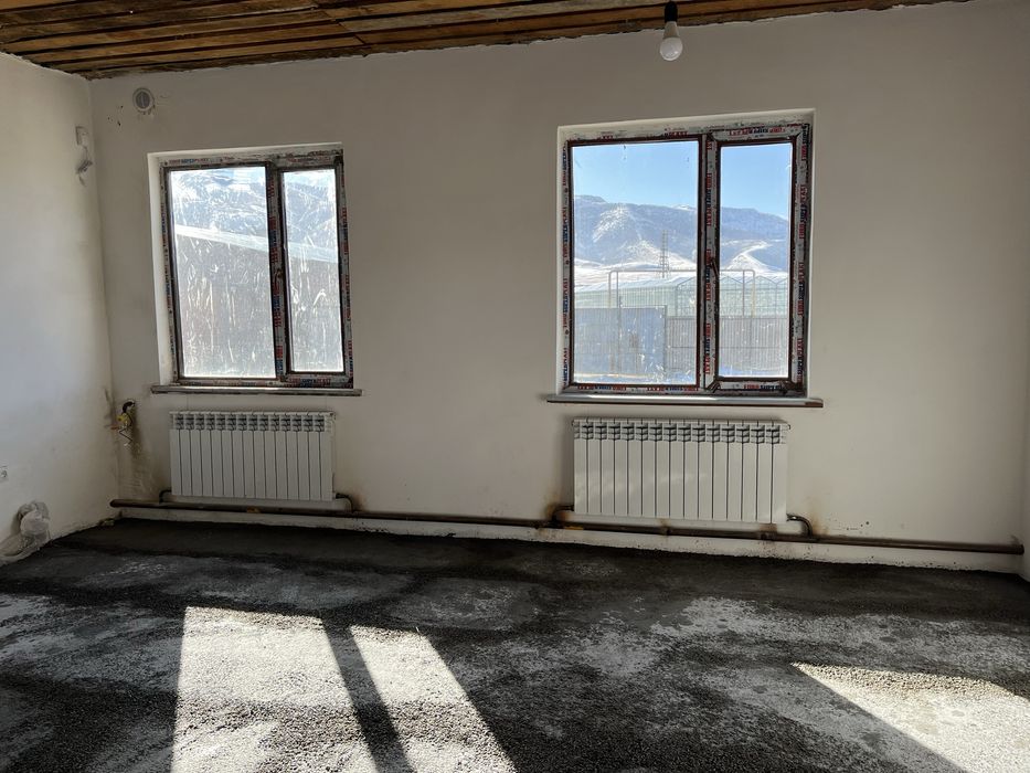 Жер үй сатамыз .