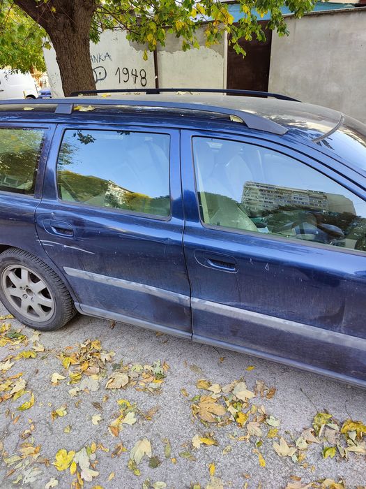 Волво V70 2,5 дизел за части
