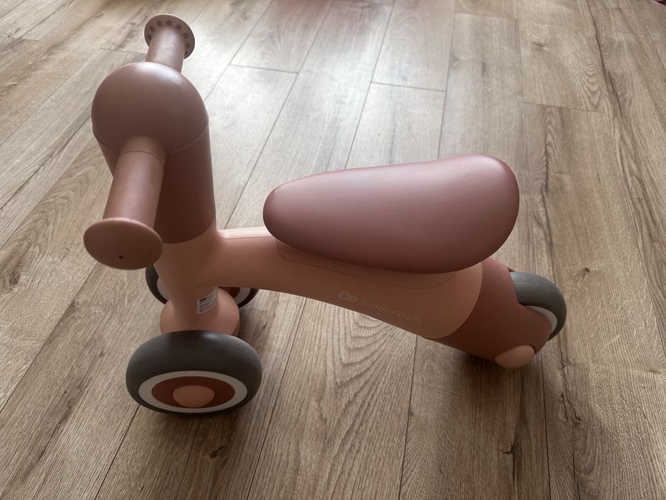 KinderKraft баланс колело