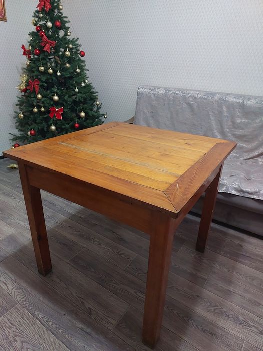 Стол советский крепкий