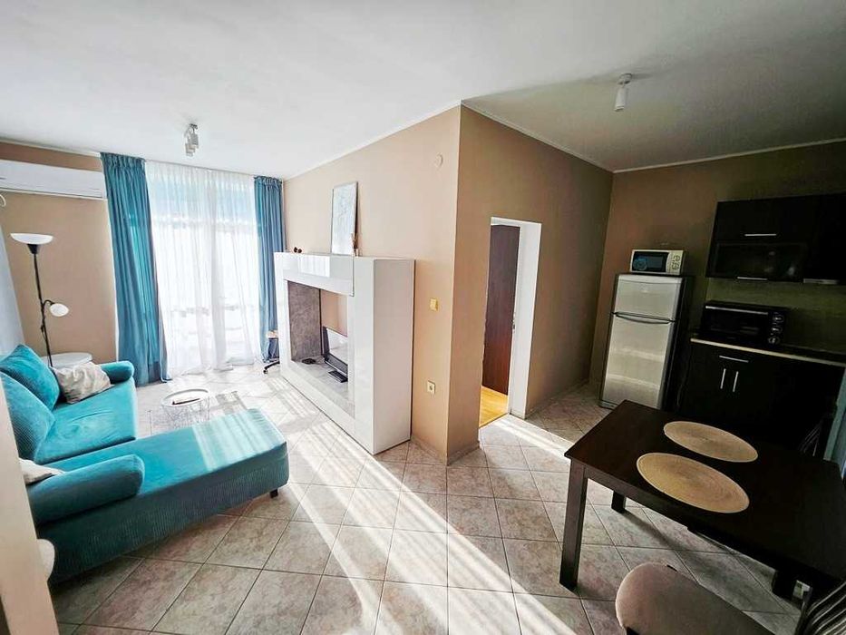 Продава се Двустаен апартамент в к.к. Слънчев бряг - 62 кв.м за 642 €/кв.м - Снимка #2