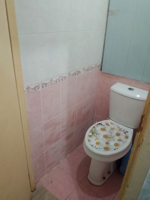 Чиланзар 20. Продажа. 1 комнатная. Срочно. 1.5 х 6