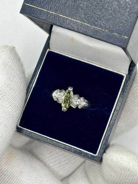 INEL PLATINA 900 + 1 Diamant FANCY VERDE "Chameleon" =0.80ct -VS1 -GIA