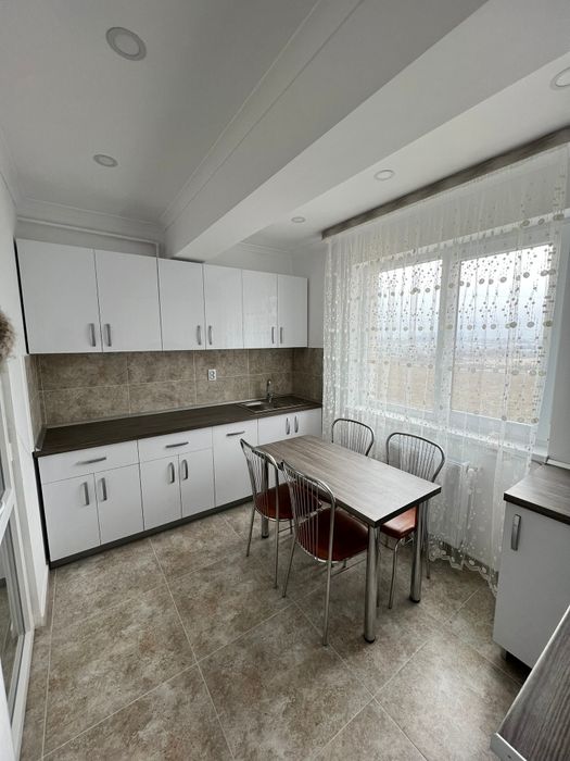 Închiriez ap 2 camere