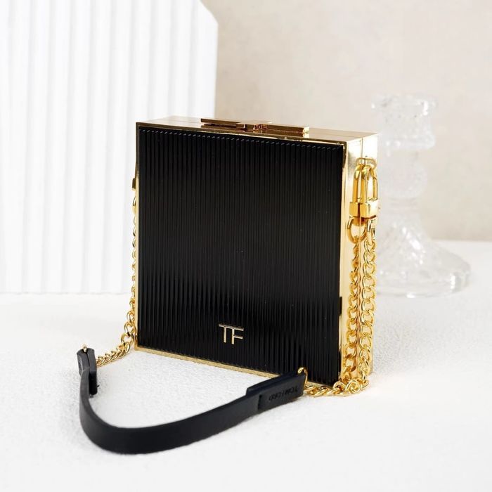 В наличии! Косметичка