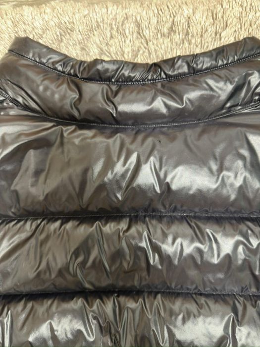 Яке Moncler L размер