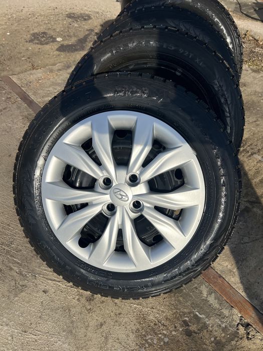 Продам резину  185/65 R15