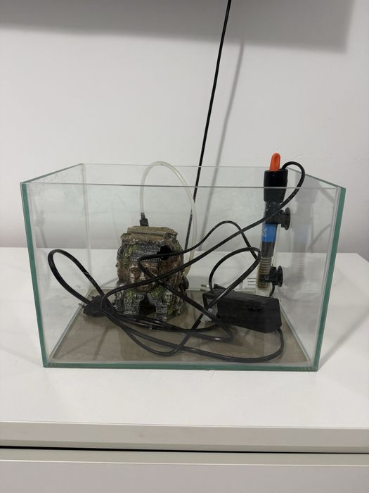 Vand acvarui 12 litri