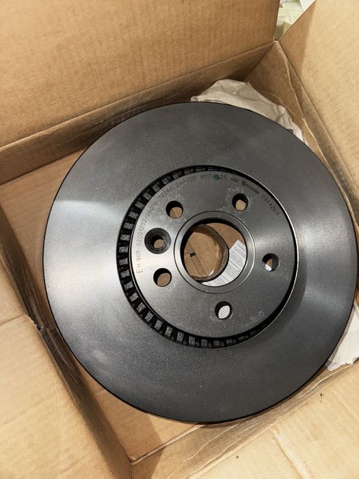 Brembo Спирачни дискове - предни 2 бр.