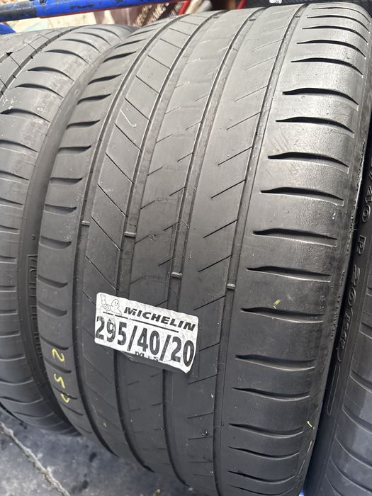 295/40/20 Michelin