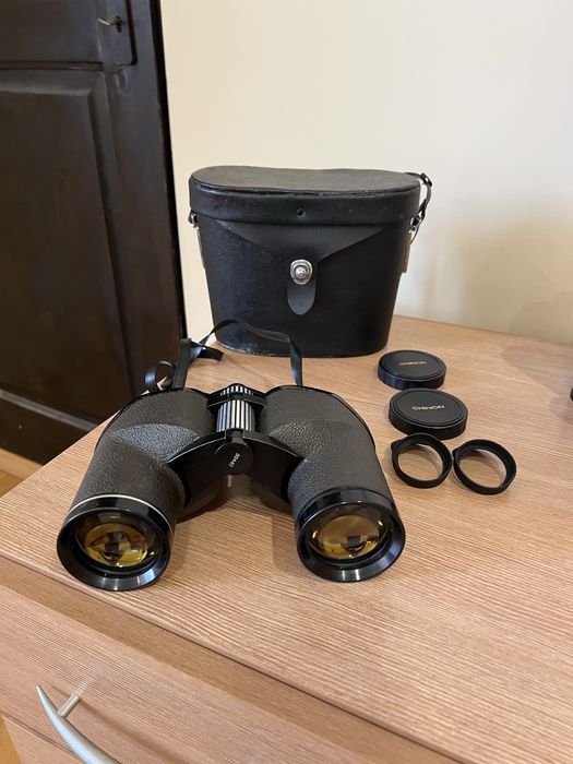 Бинокъл Chinon , Япония