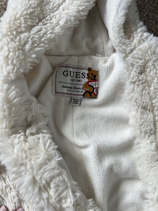 Ромпъри    Guess