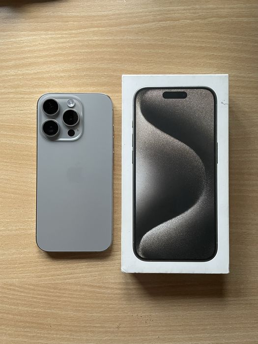 iPhone 15 pro с комплектом