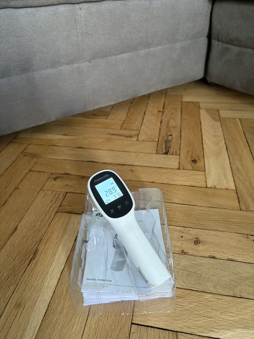 Дигитален безконтактен термометър Motorola T-93