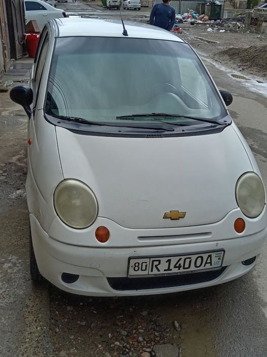 Holati zur. Mator remontdan chiqqan. Balonlari yangi.Narxi 2200