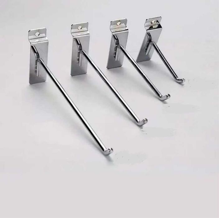 Продам крючки на эконом панель