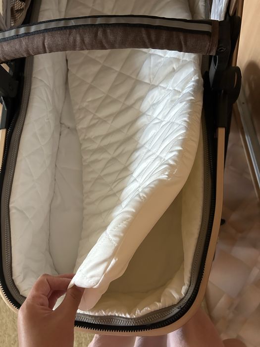 Продам коляску Everflo