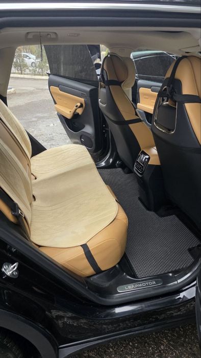 Продаю свой Leapmotor C11