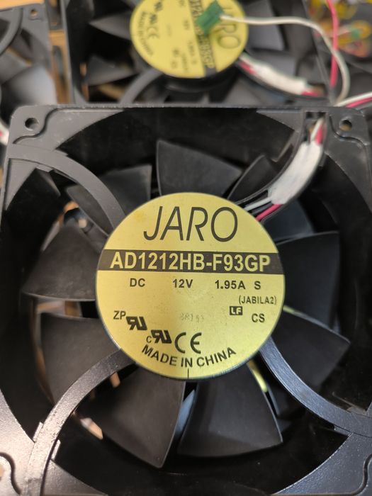 Мощни вентилатори на 12V / 1,95A