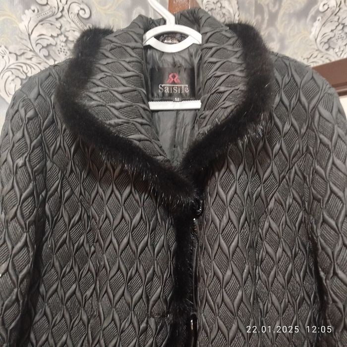 Продается куртка пальто