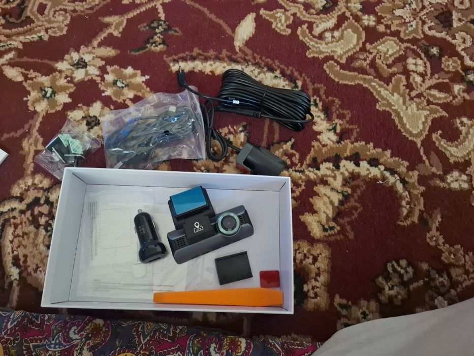 Azdome 550 pro видеорегистратор