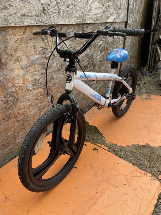 Bicicleta bmx gravity roti 20”