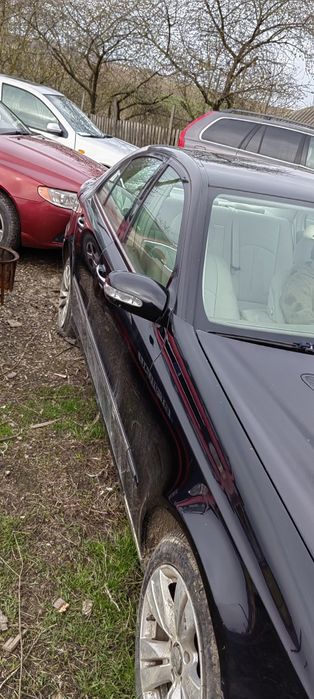 Desmenbrez mercedes e200