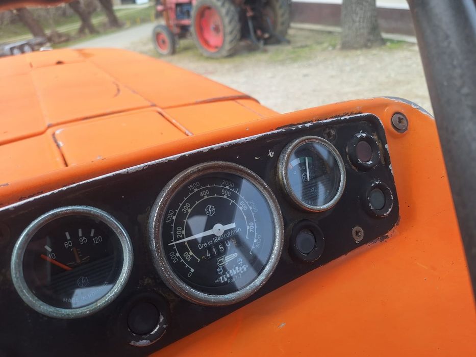 Tractor fiat 450 Adus recent Italia! Acte originale!