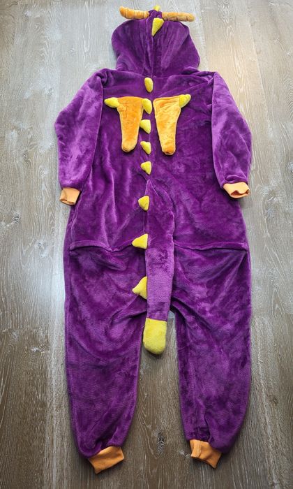 Продам карнавальные костюмы