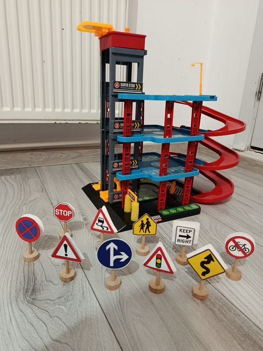 Parcare jucărie semne de circulație traseu pentru băieți