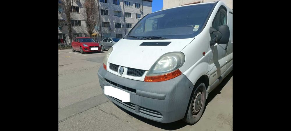 RENAULT Trafic 0 — imagine 3
