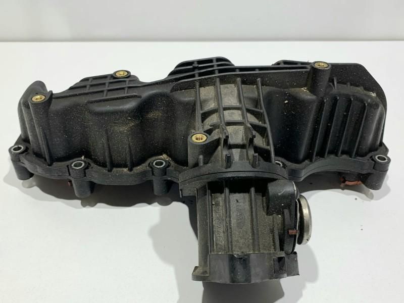 Galerie admisie Volkswagen Golf 6 03L129711 1.6 tdi