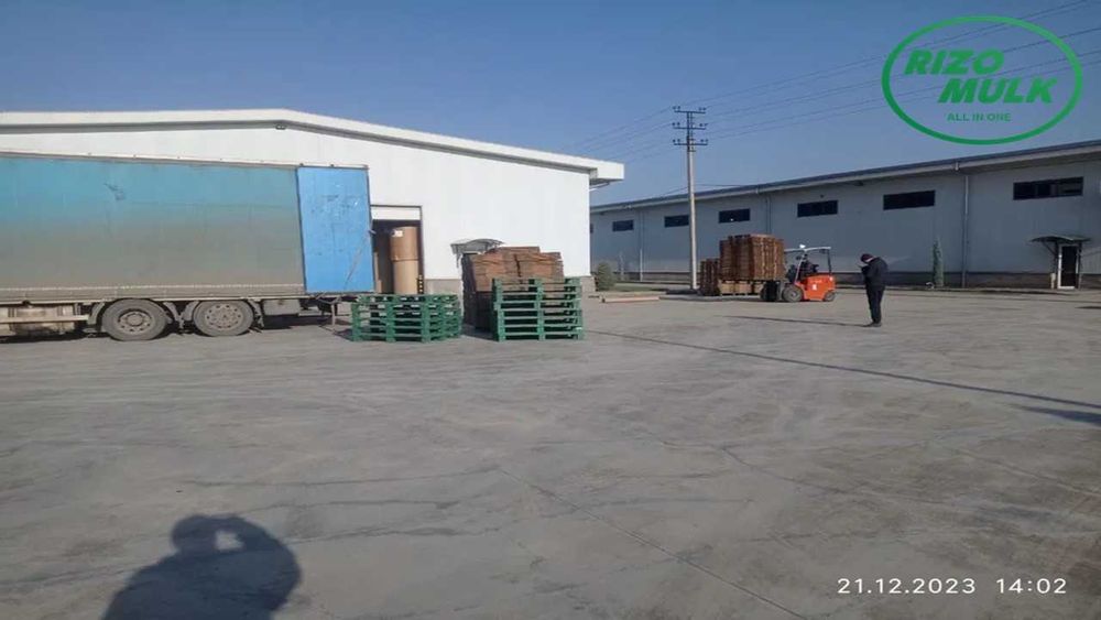 Сдаётся склад под аренду на долгий срок + бонус офис
65000 сум