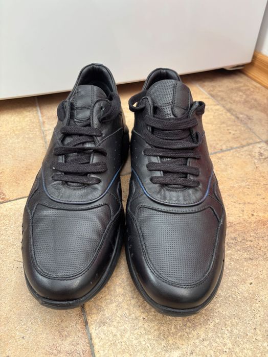 Чисто нови мъжки обувки!