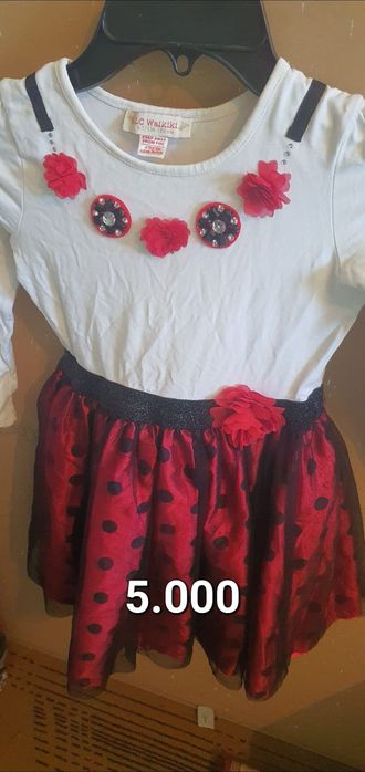 Нарядные платья на 8-10 лет