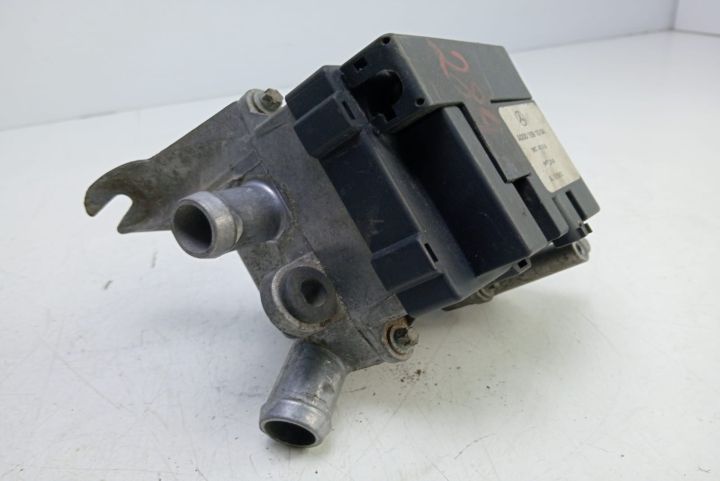 Pompa recirculare  preincalzitor apa A0001591004 Mercedes-Benz E-Clas