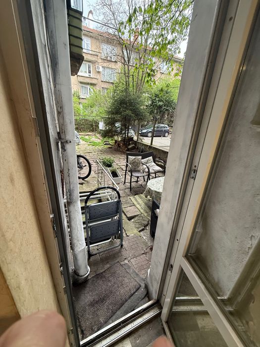 Продавам апартамент до НДК