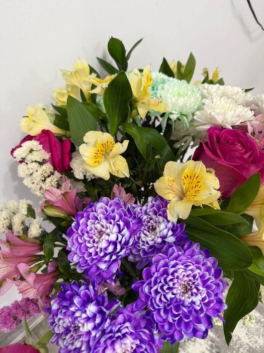 Продам цветы срочно