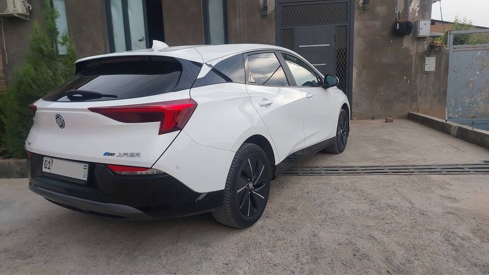 Buick Velite сотилади