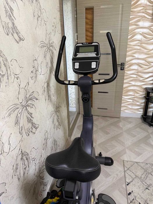 Продается велотренажёр PowerGym — почти новый!